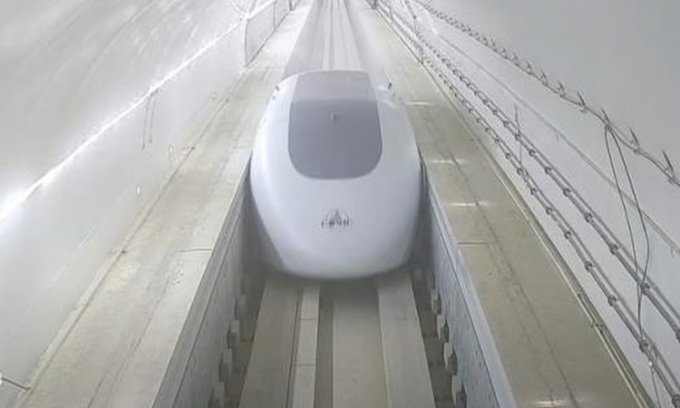 中国时速1000公里高铁线路首次开通雲联科技