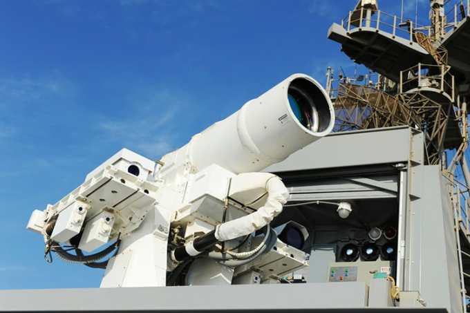 Vũ khí công nghệ cao như pháo laser cần một lượng lớn năng lượng để tiêu diệt mục tiêu. Ảnh: AFP
